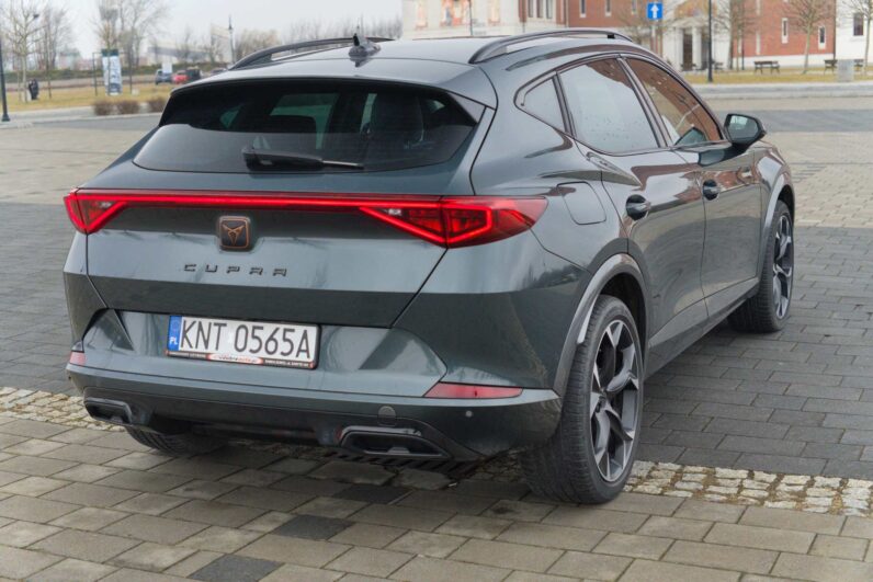
								Cupra Formentor full									