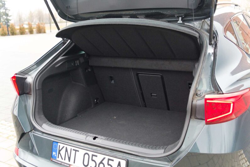 
								Cupra Formentor full									