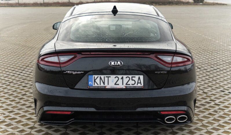 
								Kia Stinger full									