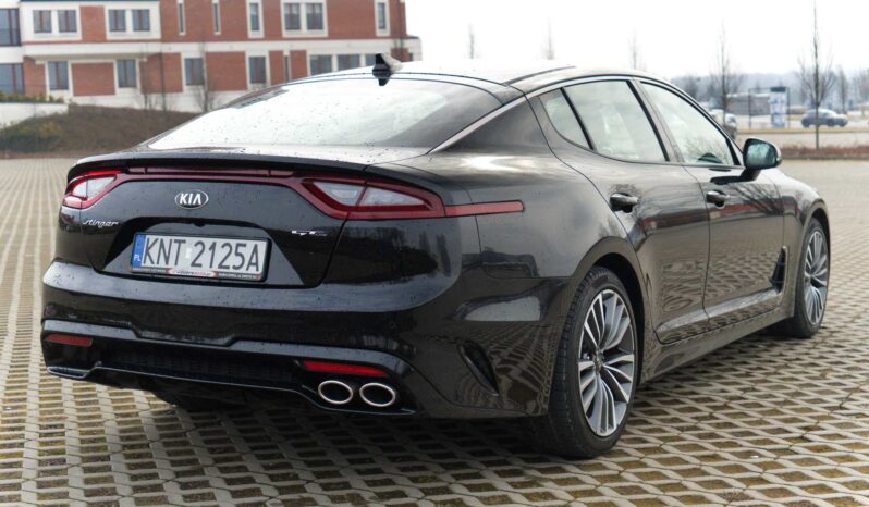 
								Kia Stinger full									