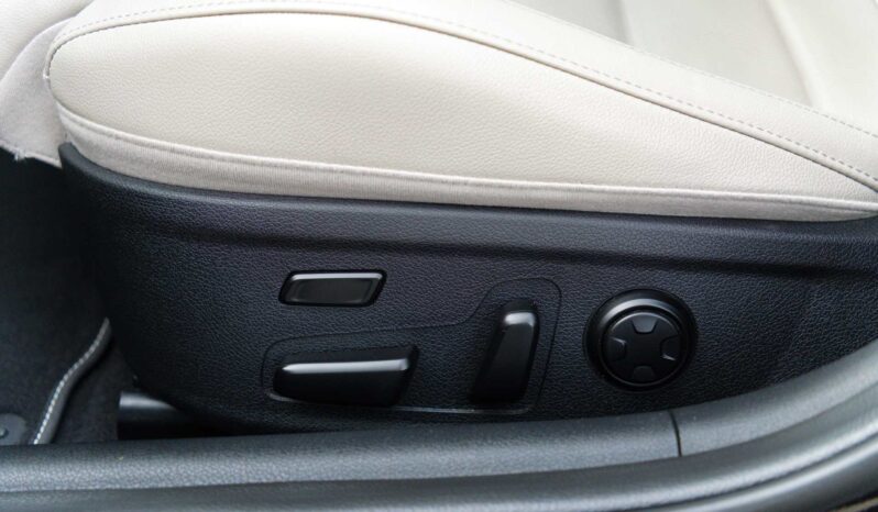 
								Kia Stinger full									