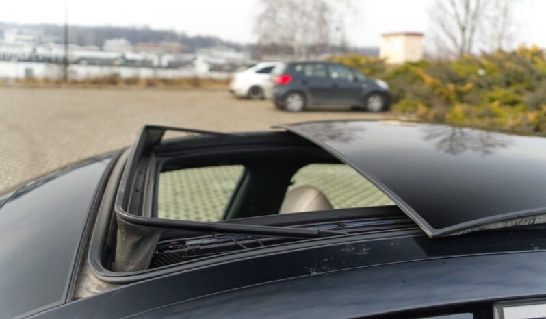 
								Kia Stinger full									