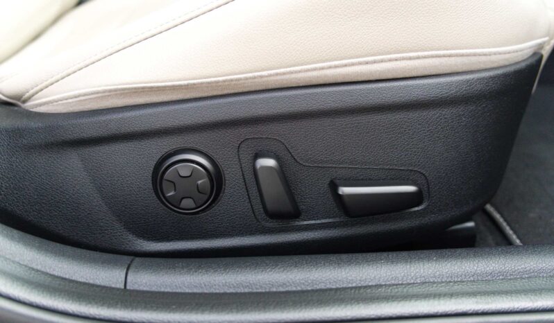
								Kia Stinger full									
