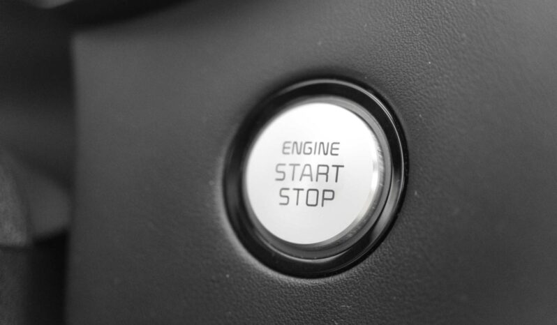 
								Kia Stinger full									