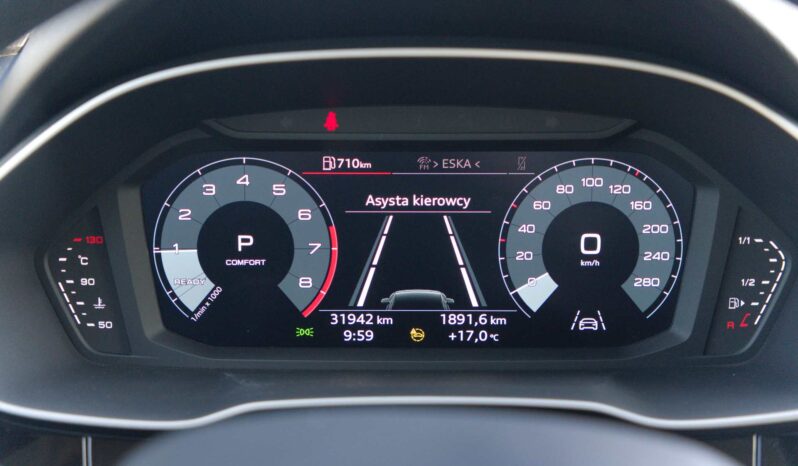 
								Audi Q3 full									