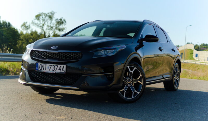 
								KIA XCeed full									