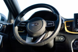 
										KIA XCeed full									