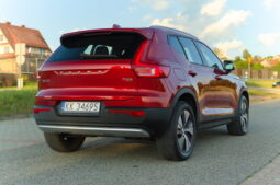 
										Volvo XC-40 full									