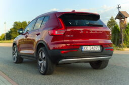 
										Volvo XC-40 full									