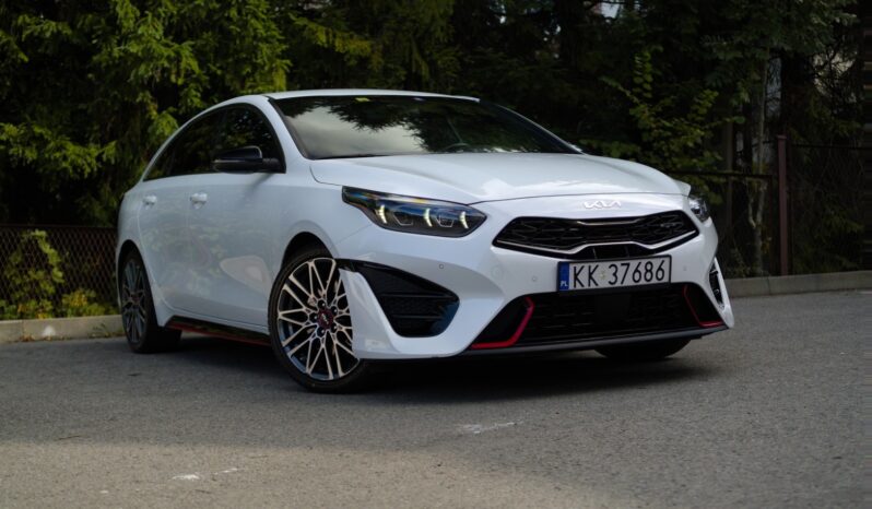 
								KIA ProCeed full									