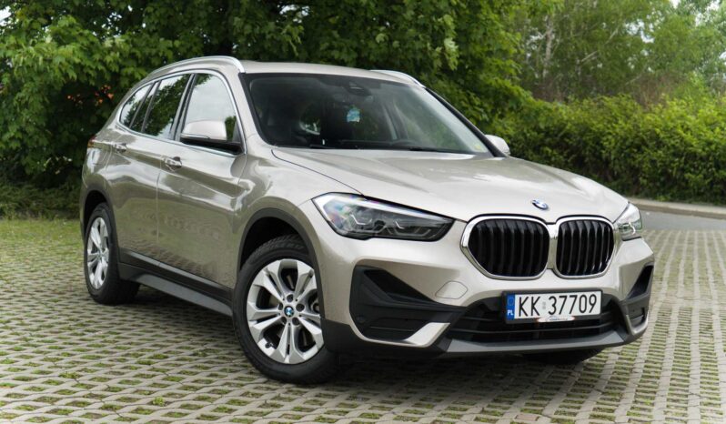 
								BMW X1 full									