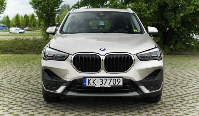 
								BMW X1 full									