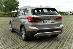 
										BMW X1 full									