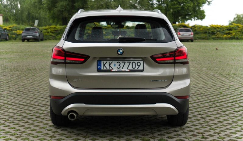 
								BMW X1 full									