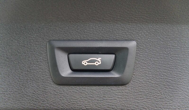 
								BMW X1 full									