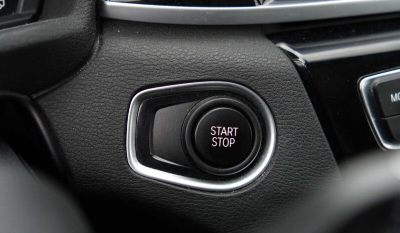 
								BMW X1 full									