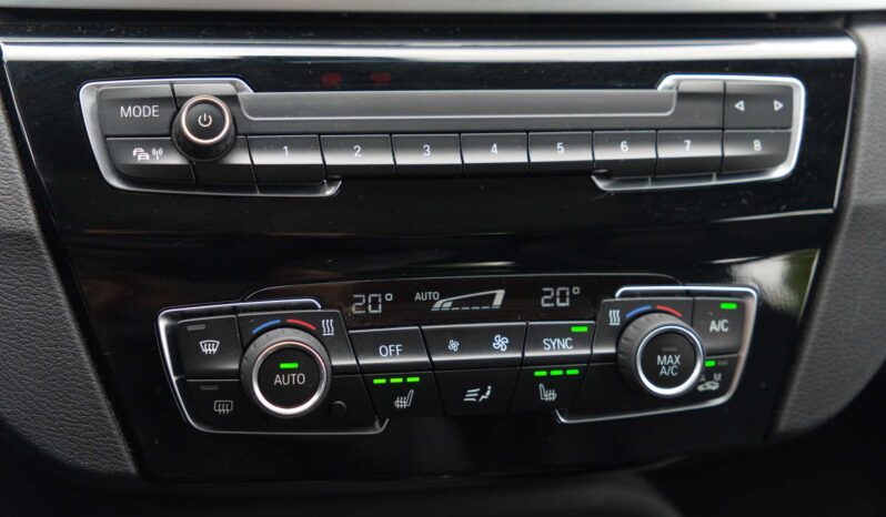 
								BMW X1 full									