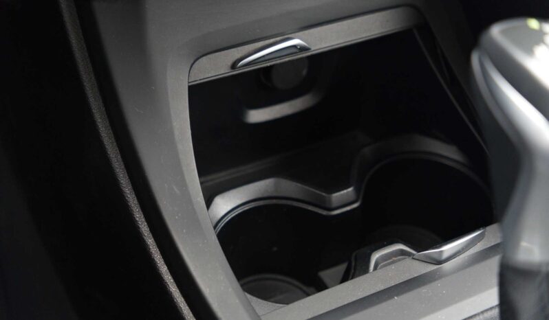 
								BMW X1 full									