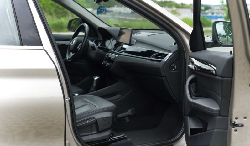 
								BMW X1 full									