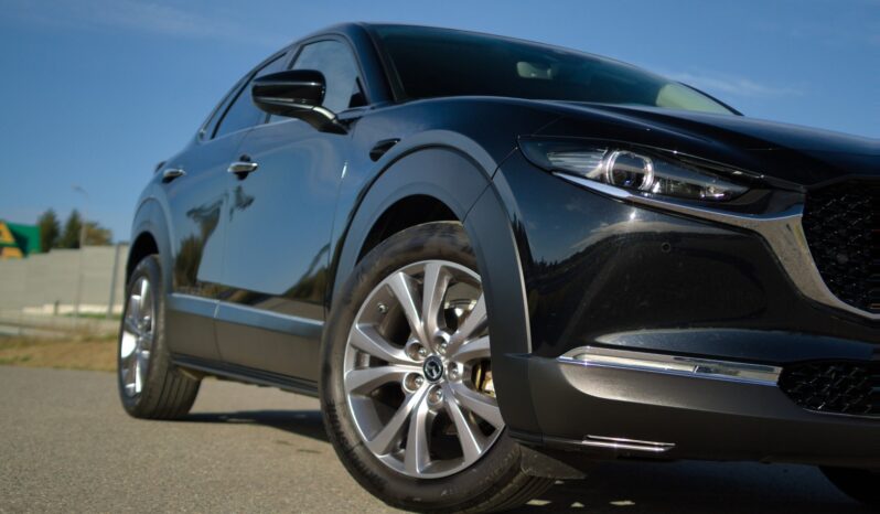 
								Mazda CX-30 full									