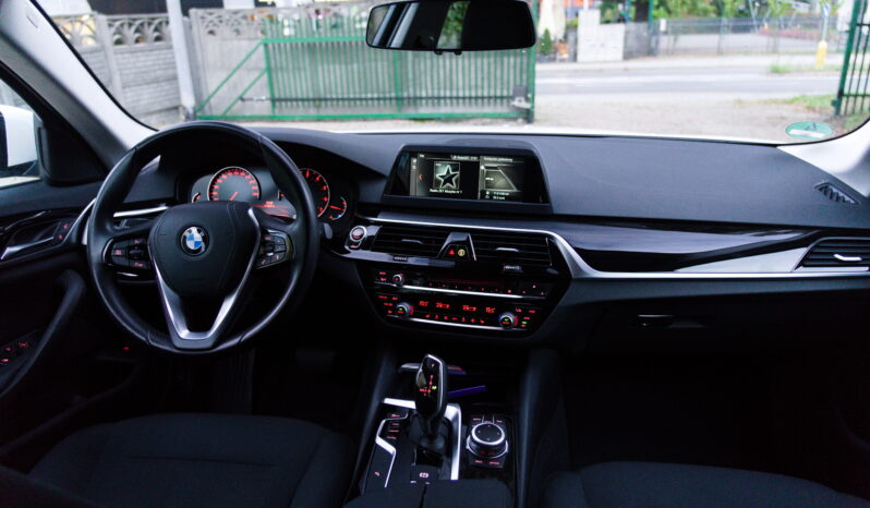 
								BMW 5 full									