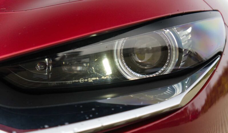 
								Mazda CX-30 full									