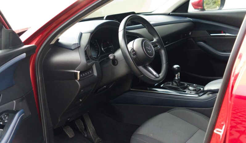 
								Mazda CX-30 full									
