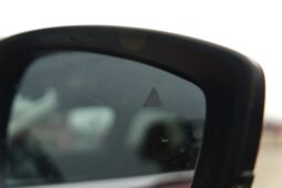 
										Mazda CX-30 full									
