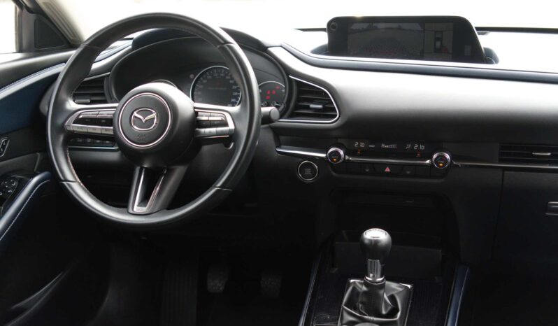 
								Mazda CX-30 full									