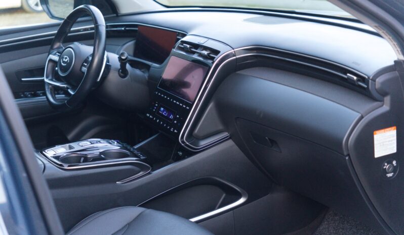 
								Hyundai Tucson full									