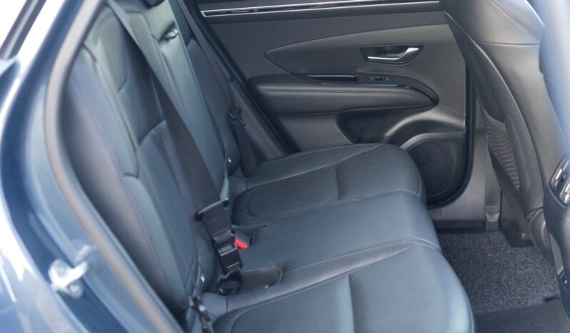 
								Hyundai Tucson full									