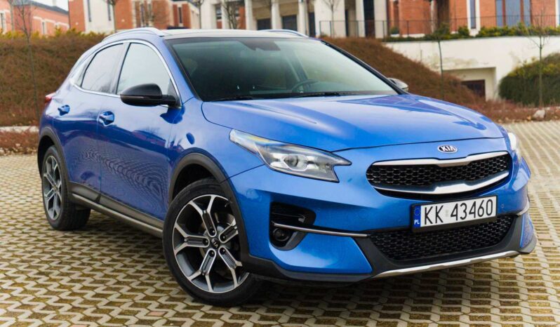 
								KIA X-Ceed full									