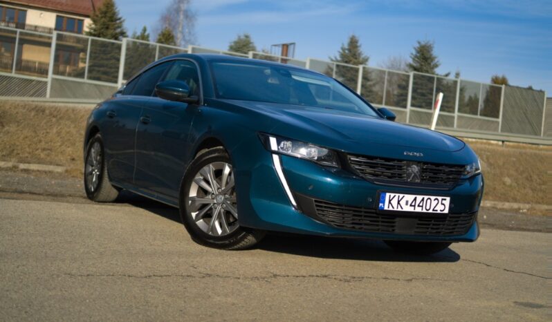 
								Peugeot 508 full									