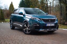 
										Peugeot 5008 full									