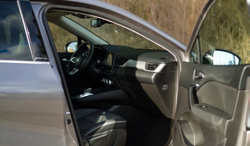
								Renault Captur full									