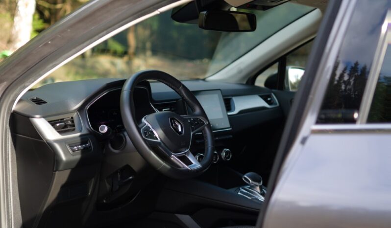 
								Renault Captur full									