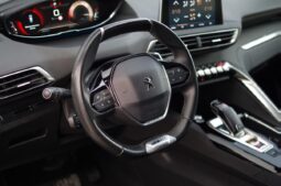 
										Peugeot 5008 full									