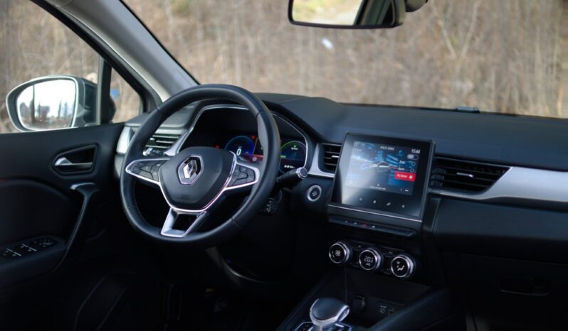 
								Renault Captur full									
