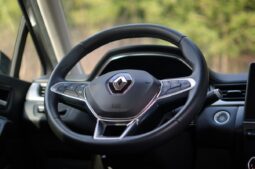 
										Renault Captur full									