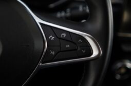 
										Renault Captur full									