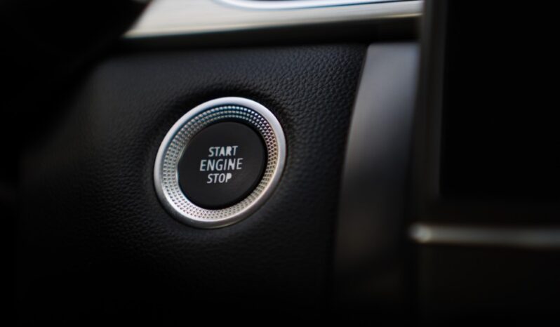 
								Renault Captur full									