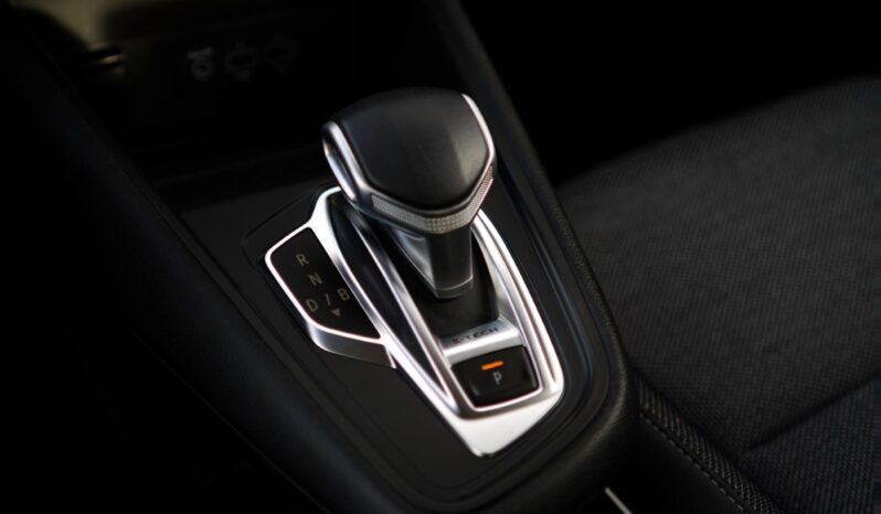 
								Renault Captur full									
