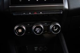 
										Renault Captur full									