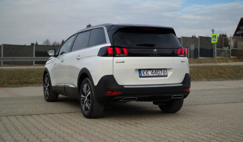 
								Peugeot 5008 full									