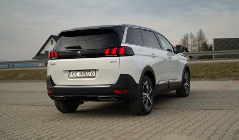 
								Peugeot 5008 full									