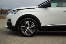 
										Peugeot 5008 full									