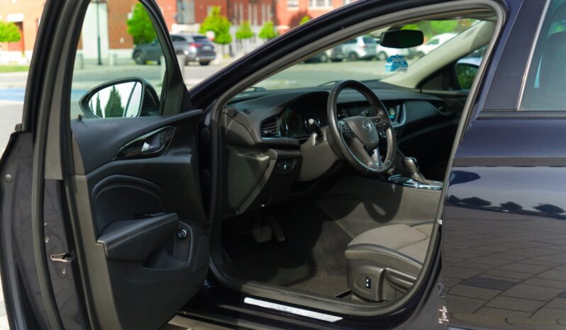 
								Opel Insignia full									