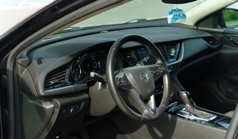 
								Opel Insignia full									