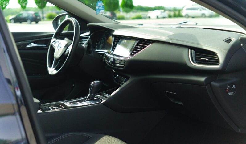 
								Opel Insignia full									