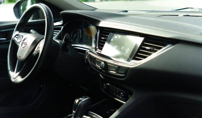 
								Opel Insignia full									